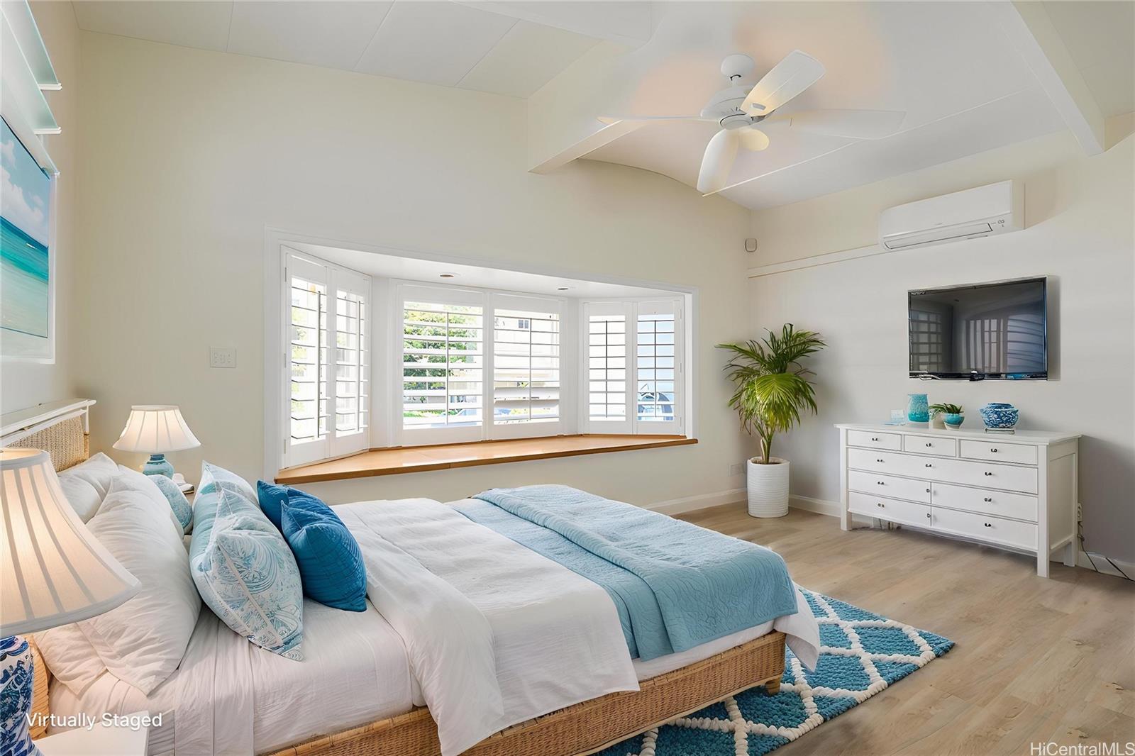 1355  Manu Mele Street Kukanono, Kailua home - photo 8 of 21