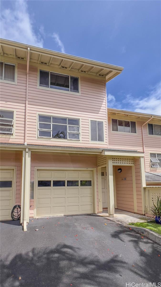 1355 Moanalualani Place townhouse # 9D, Honolulu, Hawaii - photo 2 of 24