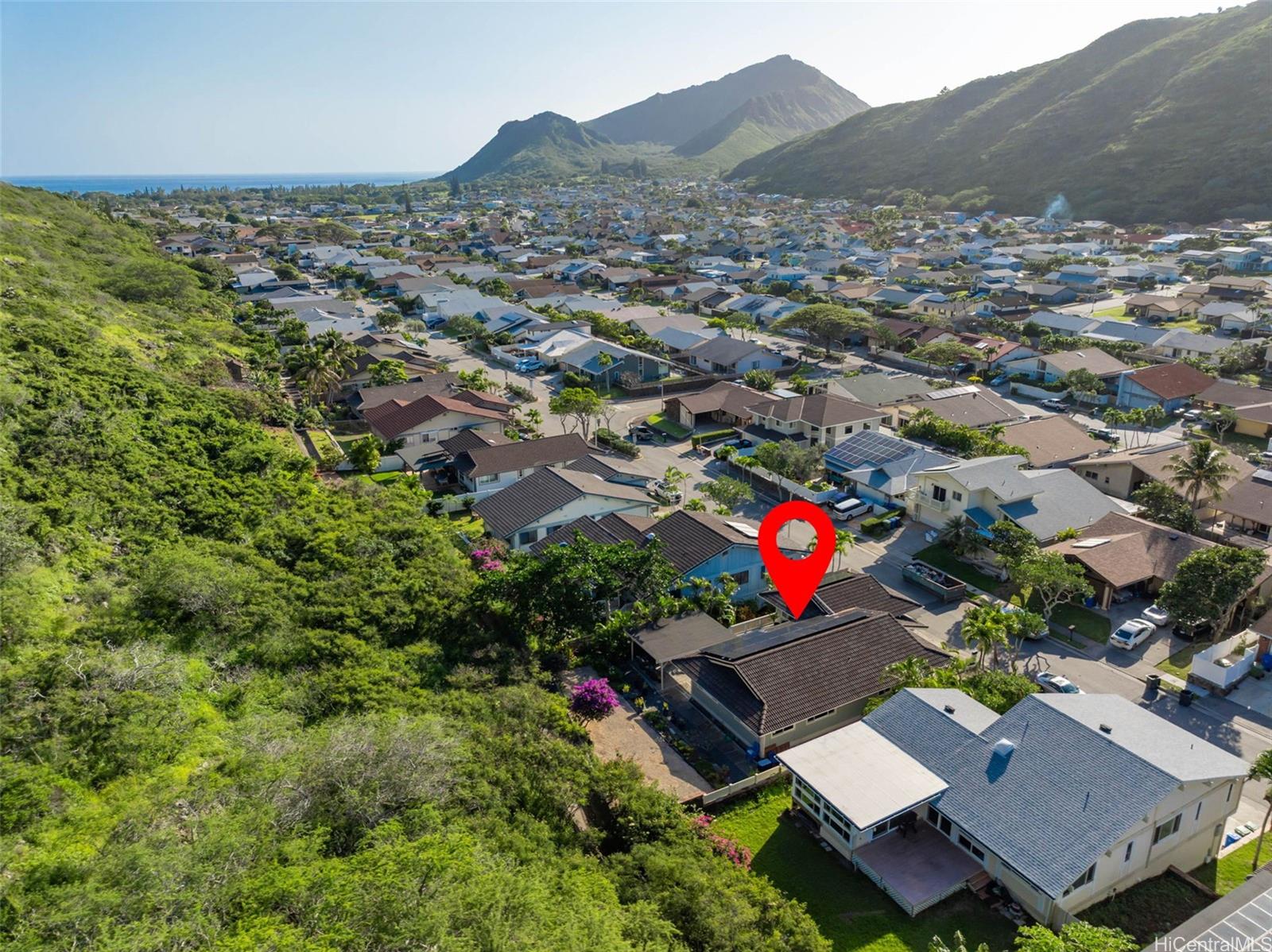 1357  Kaeleku Street Kalama Valley, Hawaii Kai home - photo 25 of 25
