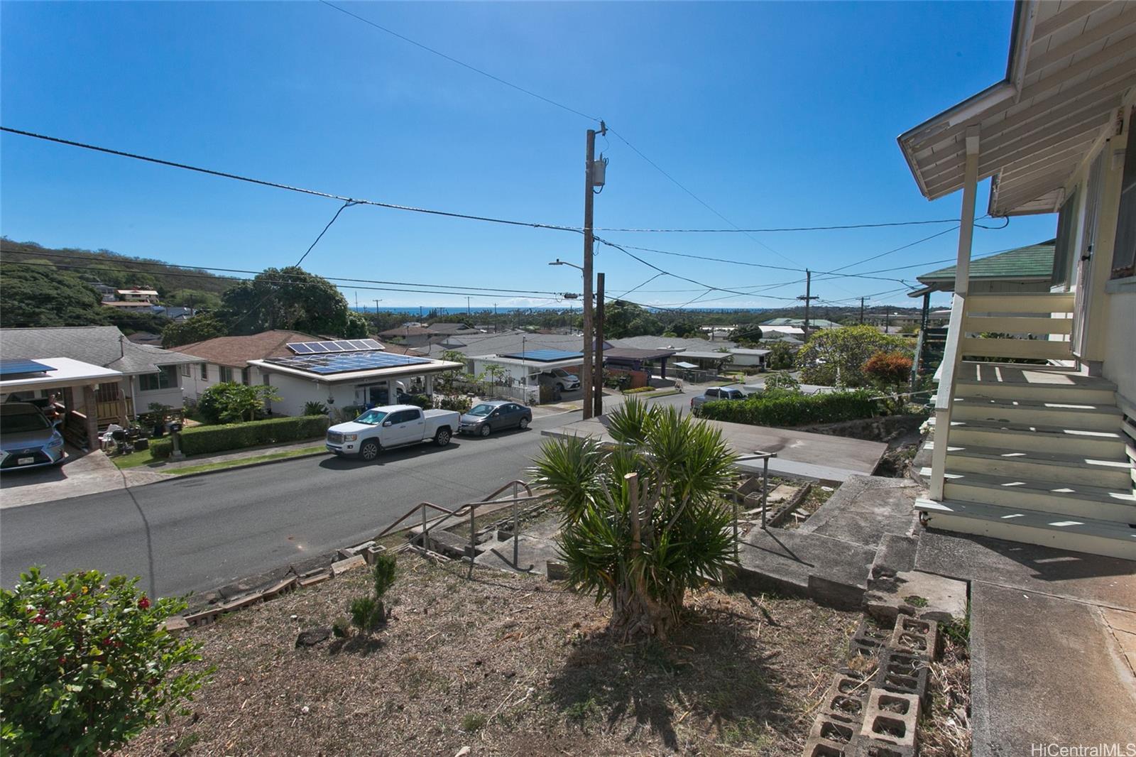 1358  Makaikoa Street Waialae Nui Rdge, Diamond Head home - photo 2 of 20