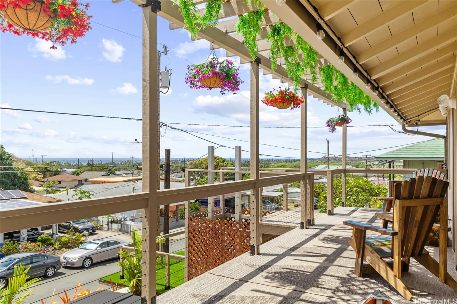 1358  Makaikoa Street Waialae Nui Rdge, Diamond Head home - photo 3 of 25