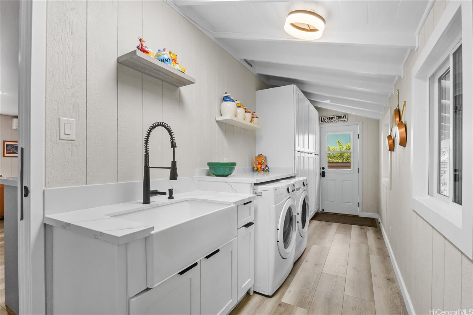 1358  Makaikoa Street Waialae Nui Rdge, Diamond Head home - photo 24 of 25