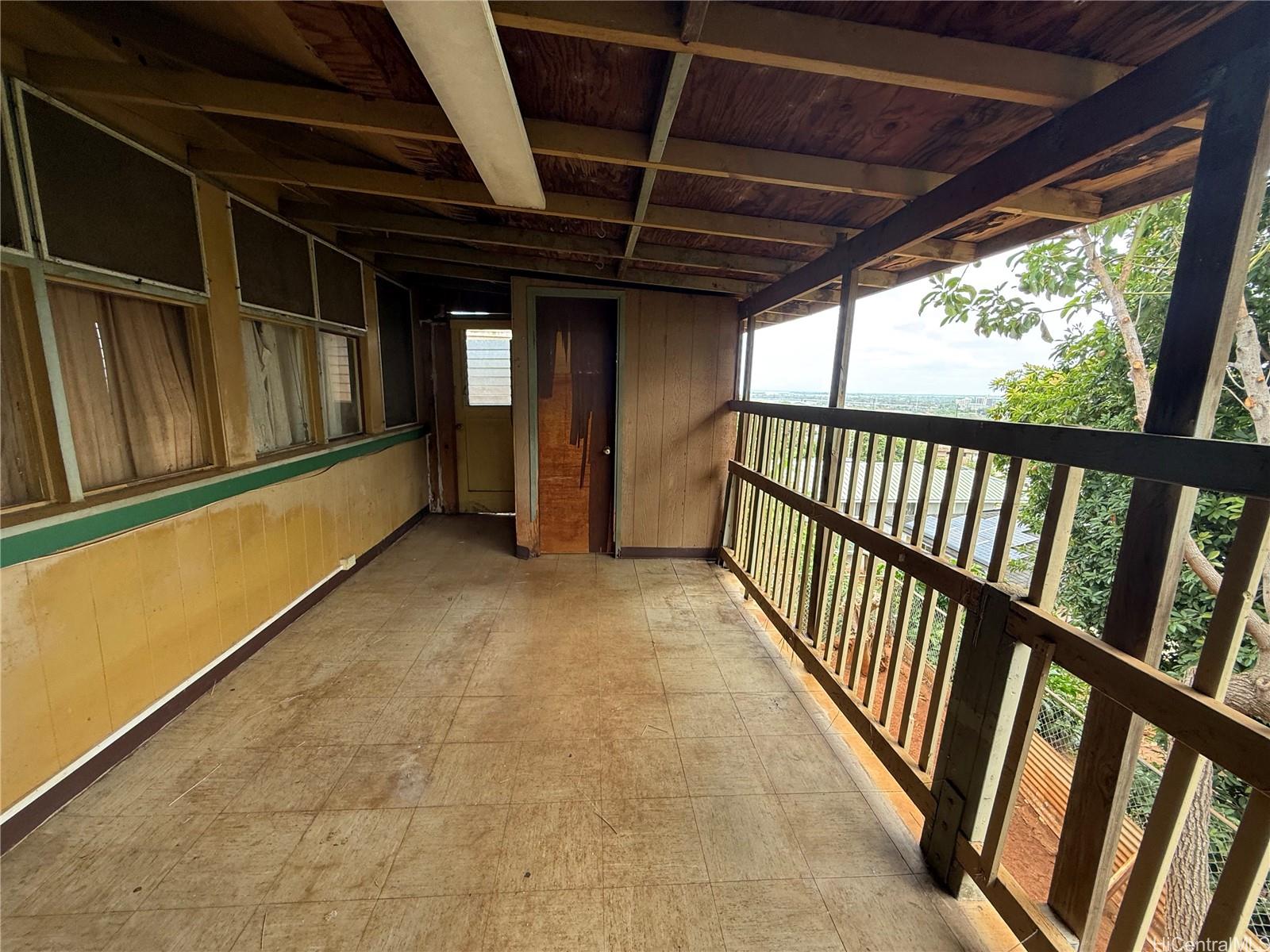 1358  Wanaka Street Aliamanu, Honolulu home - photo 5 of 6