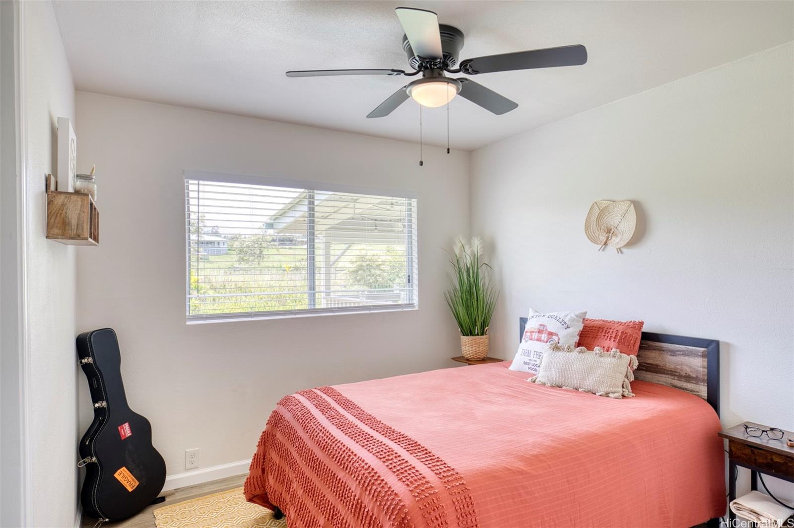 136 Hoaka Road Hilo - Rental - photo 10 of 25