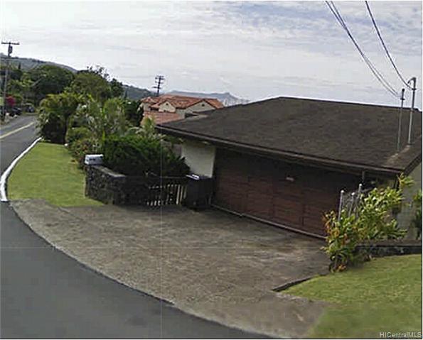 1363  Alewa Dr Alewa Heights, Honolulu home - photo 4 of 20