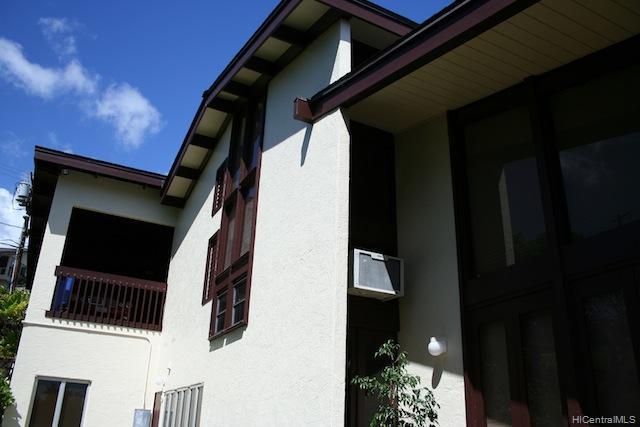 1363  Alewa Dr Alewa Heights, Honolulu home - photo 6 of 20