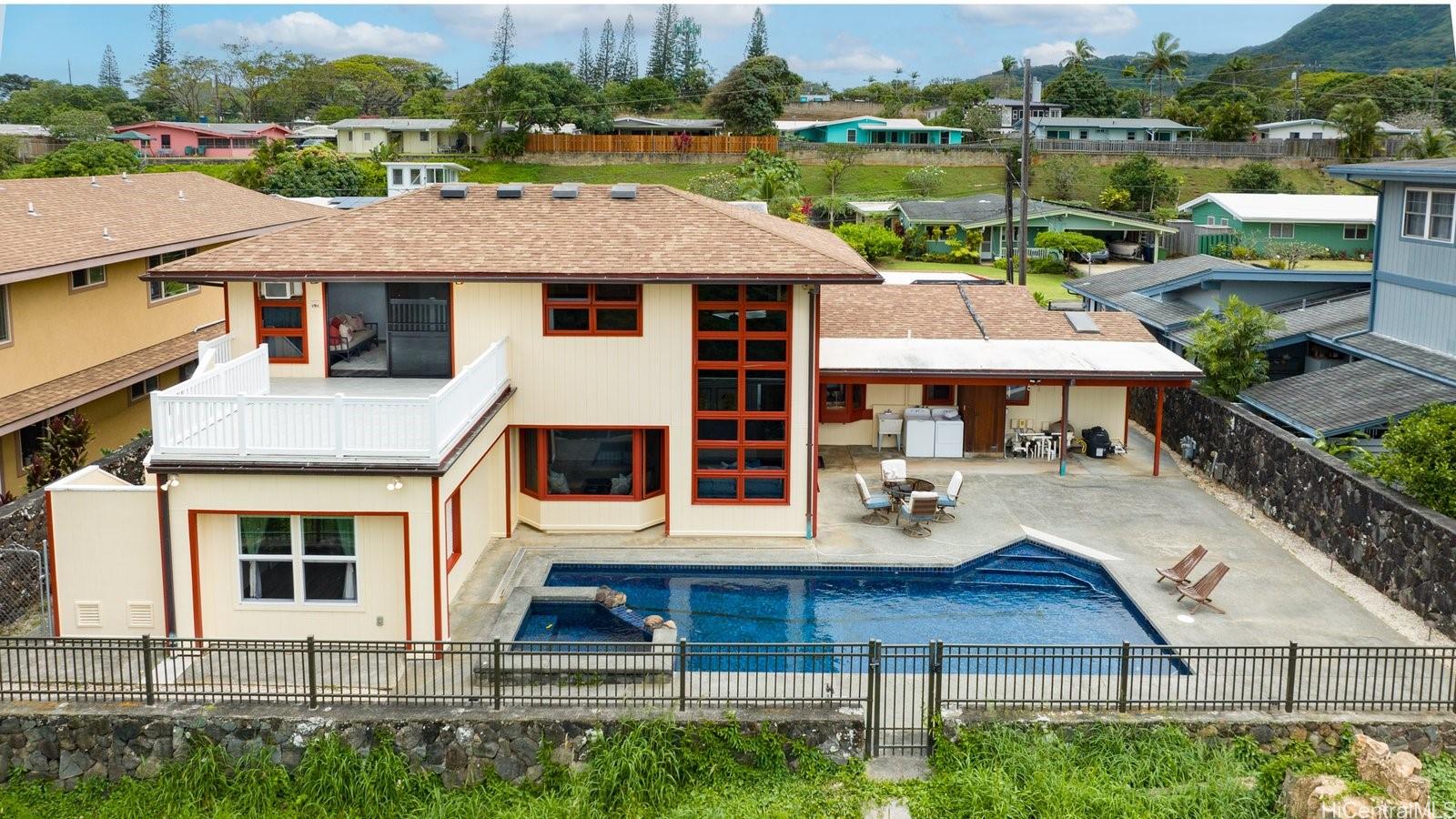 1364  Manu Mele Street Kukanono, Kailua home - photo 21 of 24