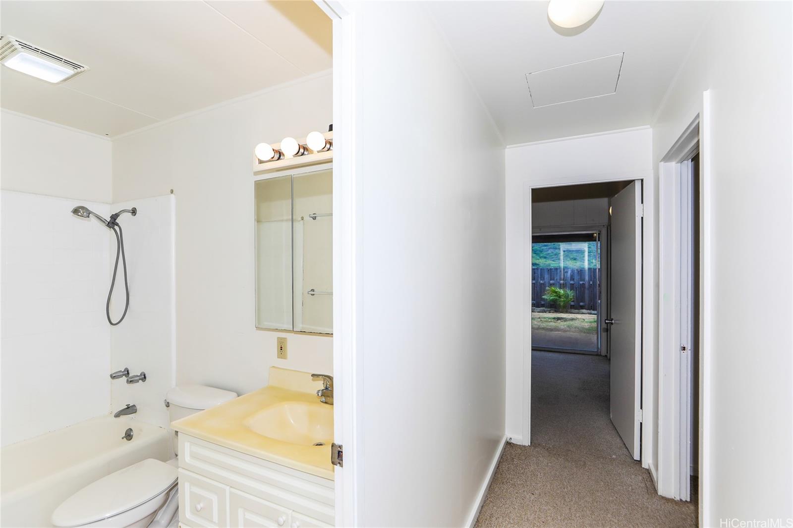 1366  Manu Aloha Street Kukanono, Kailua home - photo 13 of 25