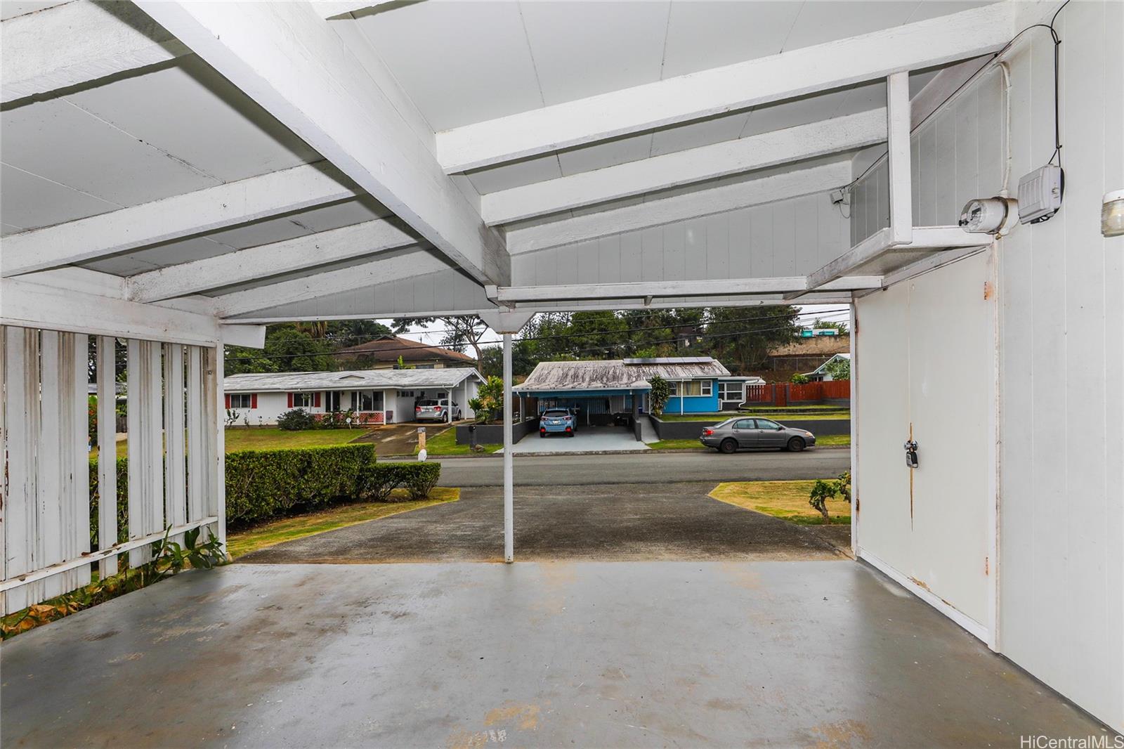 1366  Manu Aloha Street Kukanono, Kailua home - photo 18 of 25