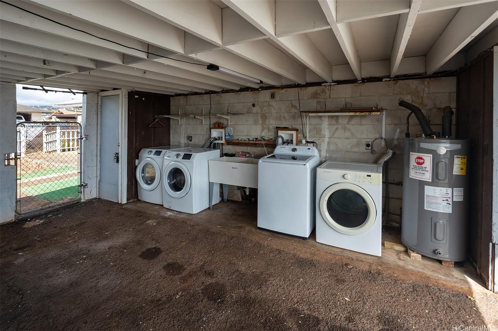 1367 Kuahaka St Pearl City - Rental - photo 11 of 16