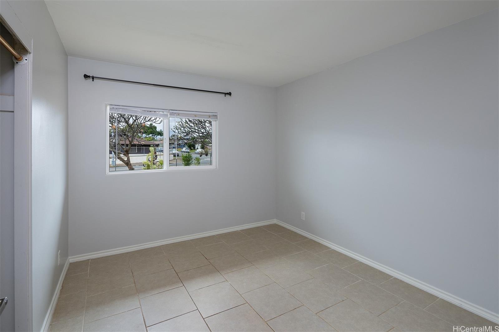 1367 Kuahaka St Pearl City - Rental - photo 8 of 16