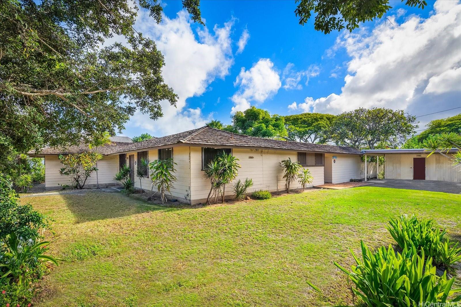 137  Kuuala Street Kuulei Tract, Kailua home - photo 3 of 16