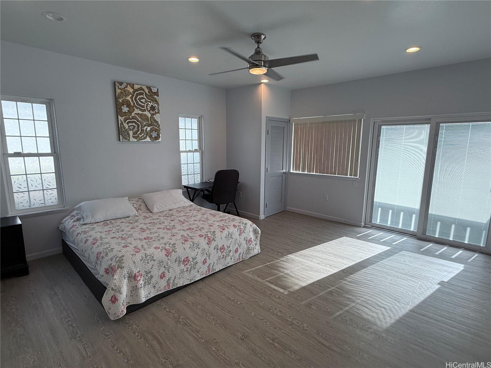 1380 Hoona St Pearl City - Rental - photo 12 of 23