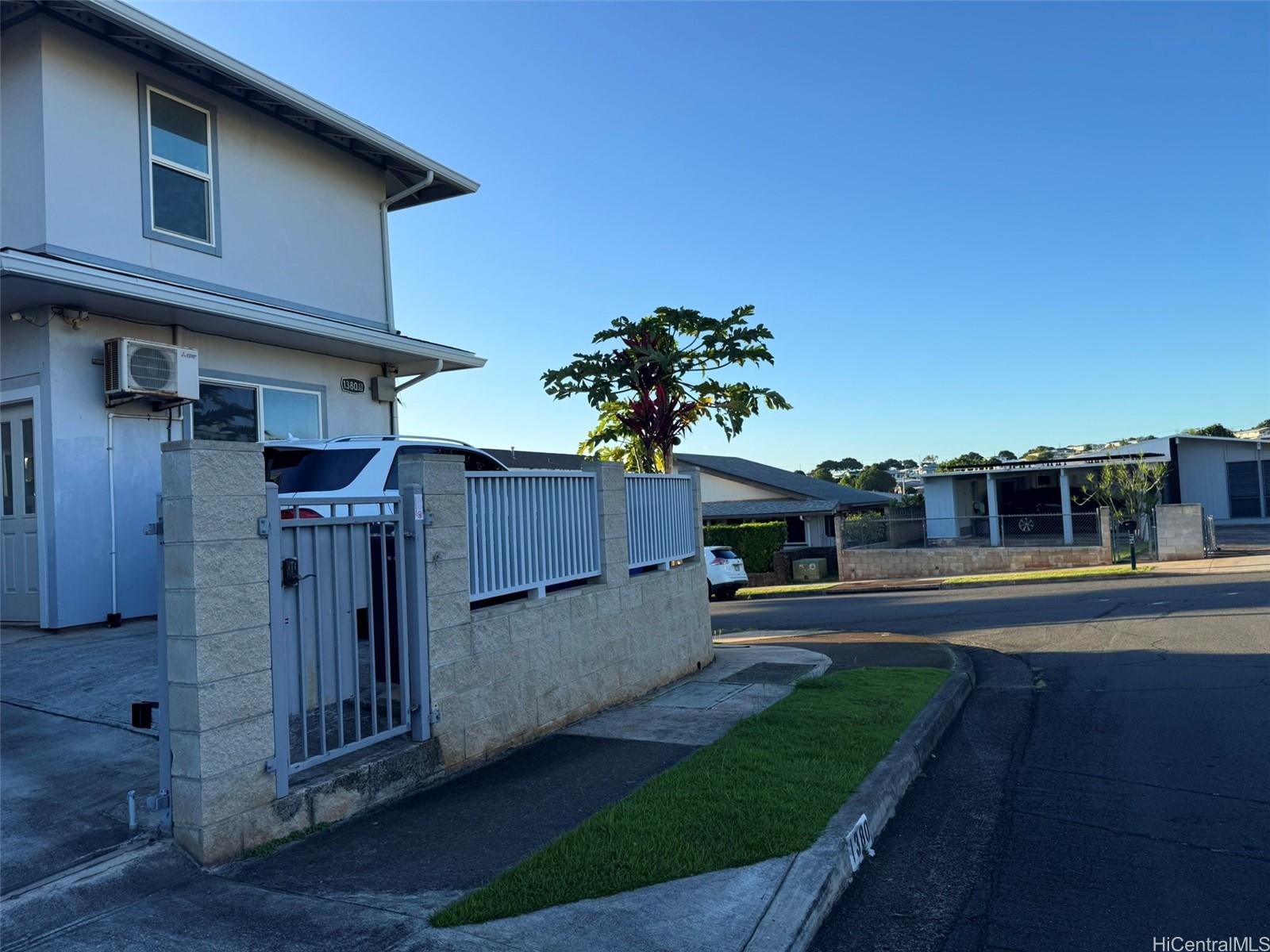1380-B Hoona Street Pearl City - Rental - photo 17 of 22