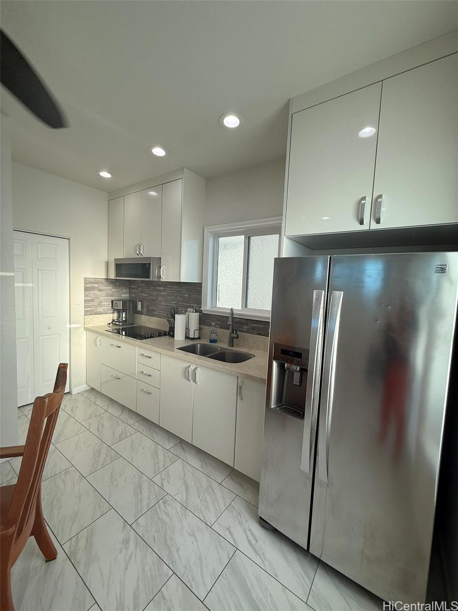 1380-B Hoona Street Pearl City - Rental - photo 6 of 22