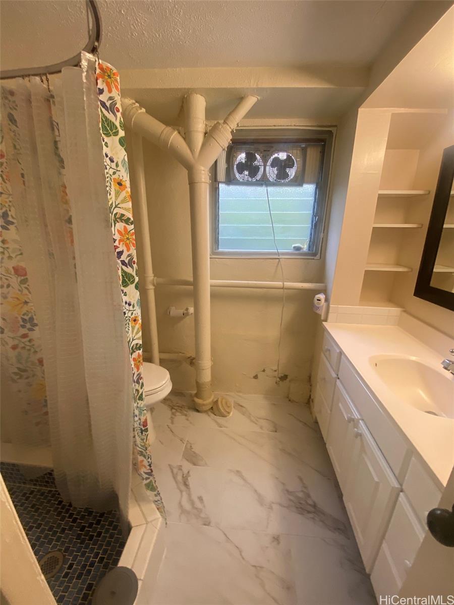 1382 Frank St Honolulu - Rental - photo 7 of 10