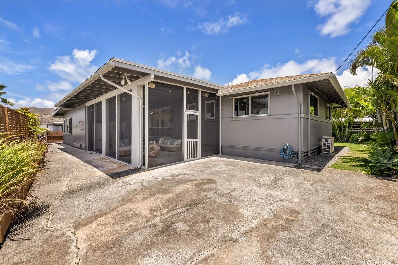 1384  Nanawale Place Enchanted Lake, Kailua home - photo 25 of 25