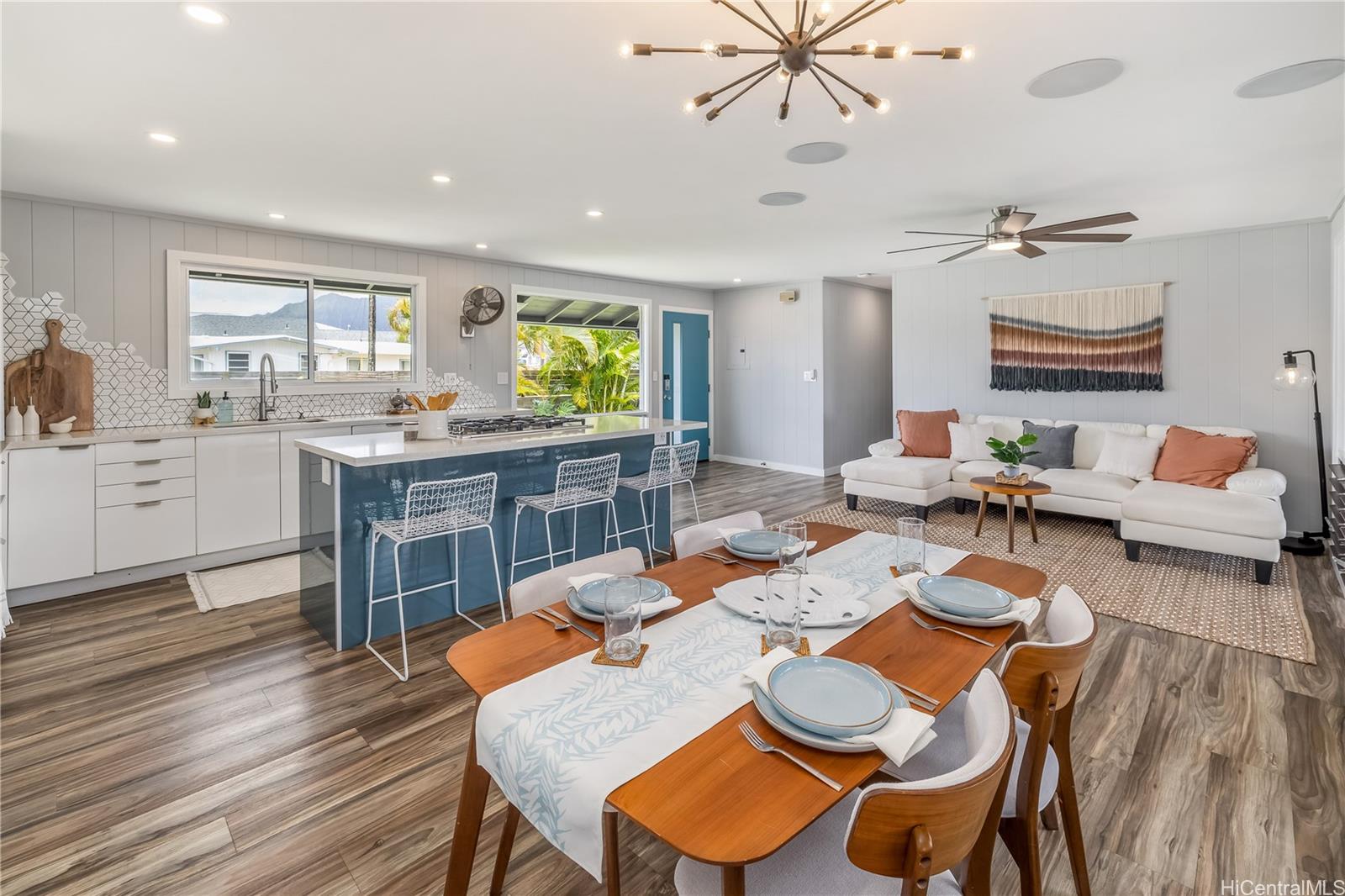 1384 Nanawale Pl Kailua - Rental - photo 4 of 22