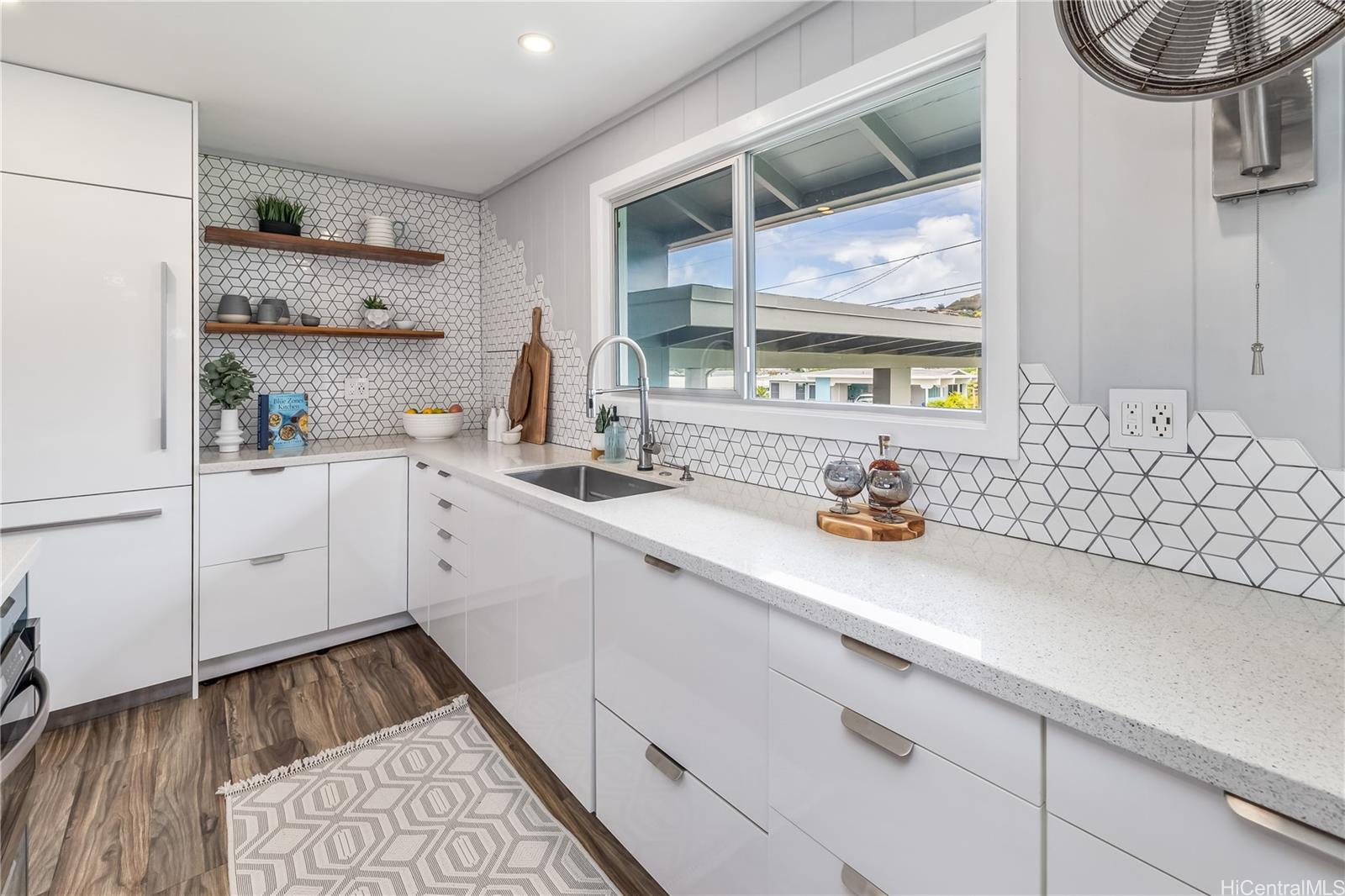 1384 Nanawale Pl Kailua - Rental - photo 7 of 22