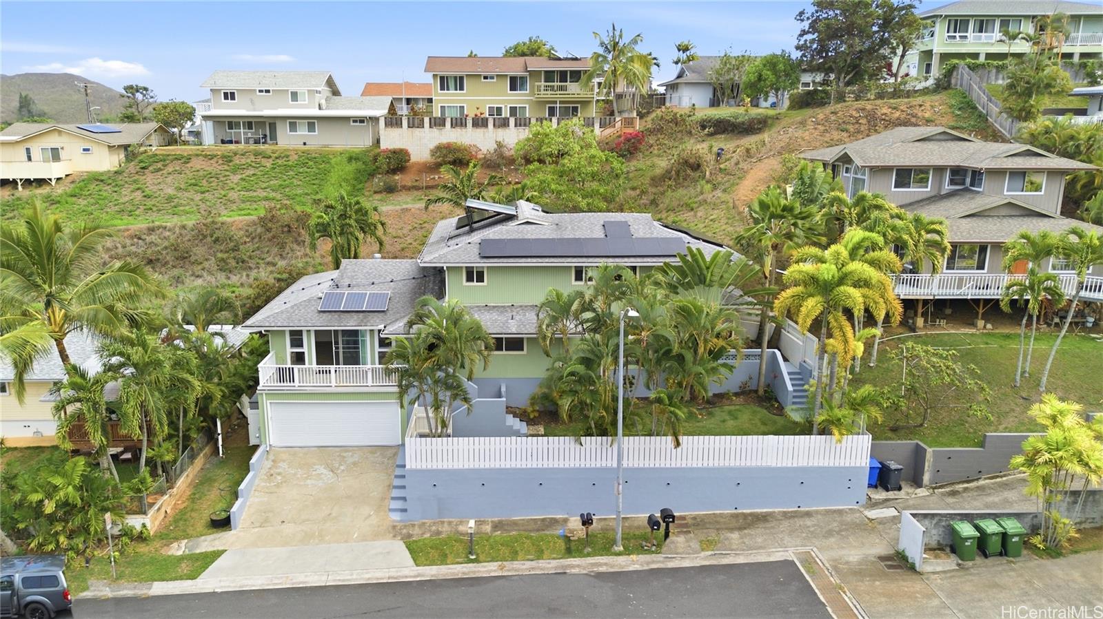 1386  Nanialii Street Keolu Hills, Kailua home - photo 2 of 25