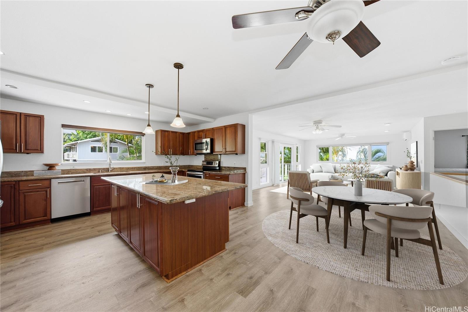 1386  Nanialii Street Keolu Hills, Kailua home - photo 3 of 25