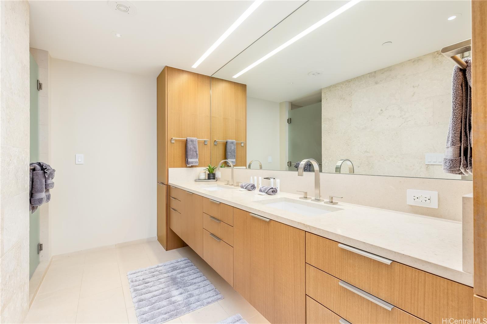 Park Lane condo # 1406, Honolulu, Hawaii - photo 11 of 25