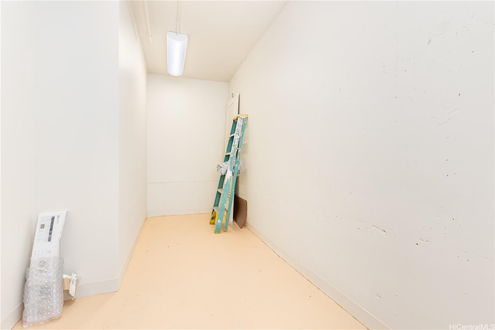 Park Lane condo # 1406, Honolulu, Hawaii - photo 14 of 25