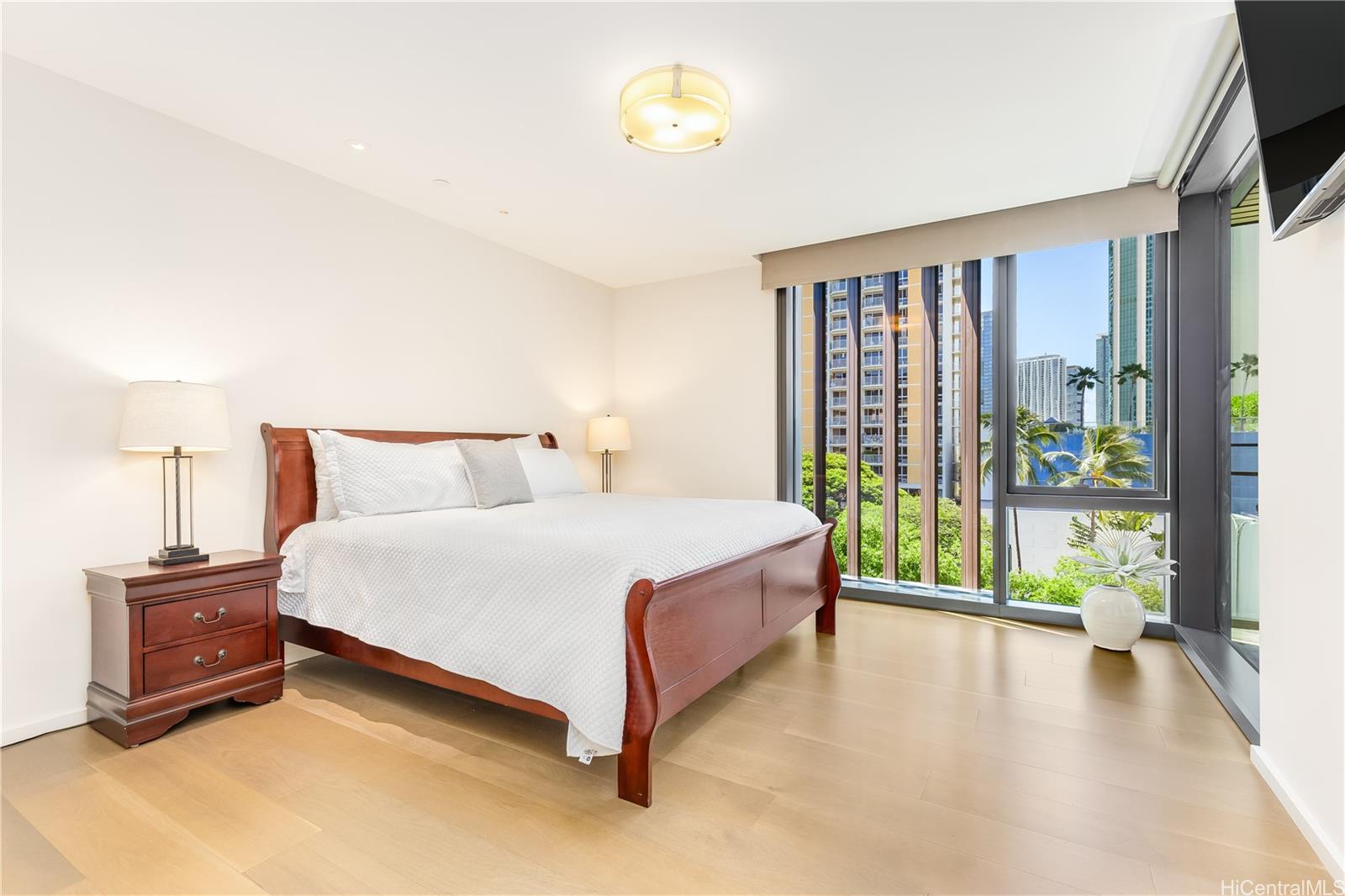 Park Lane condo # 1406, Honolulu, Hawaii - photo 7 of 25