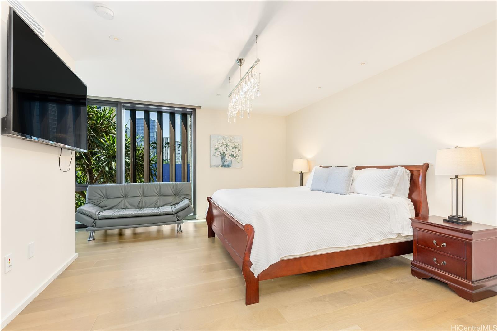 Park Lane condo # 1406, Honolulu, Hawaii - photo 10 of 25