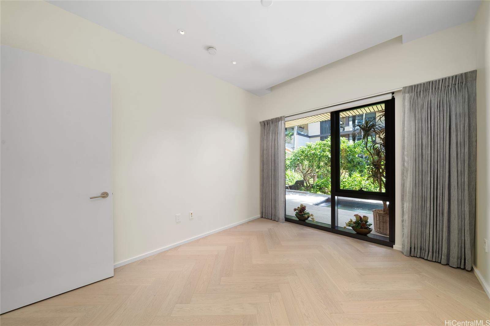 Park Lane condo # 2302, Honolulu, Hawaii - photo 21 of 25