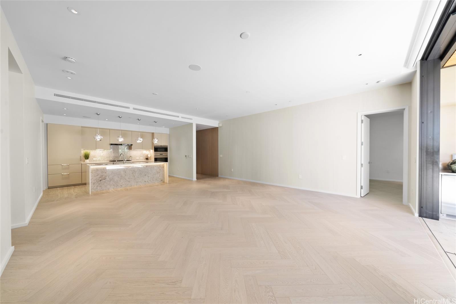 Park Lane condo # 2302, Honolulu, Hawaii - photo 8 of 25