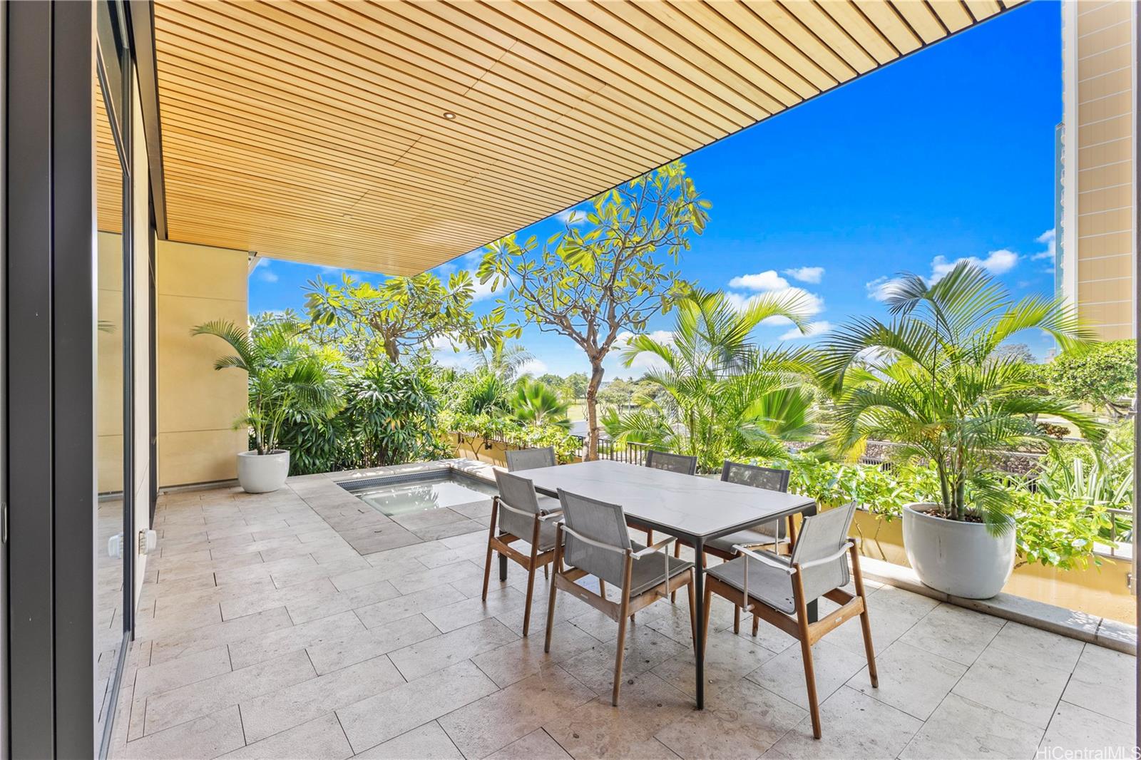 Park Lane condo # 2303, Honolulu, Hawaii - photo 14 of 19