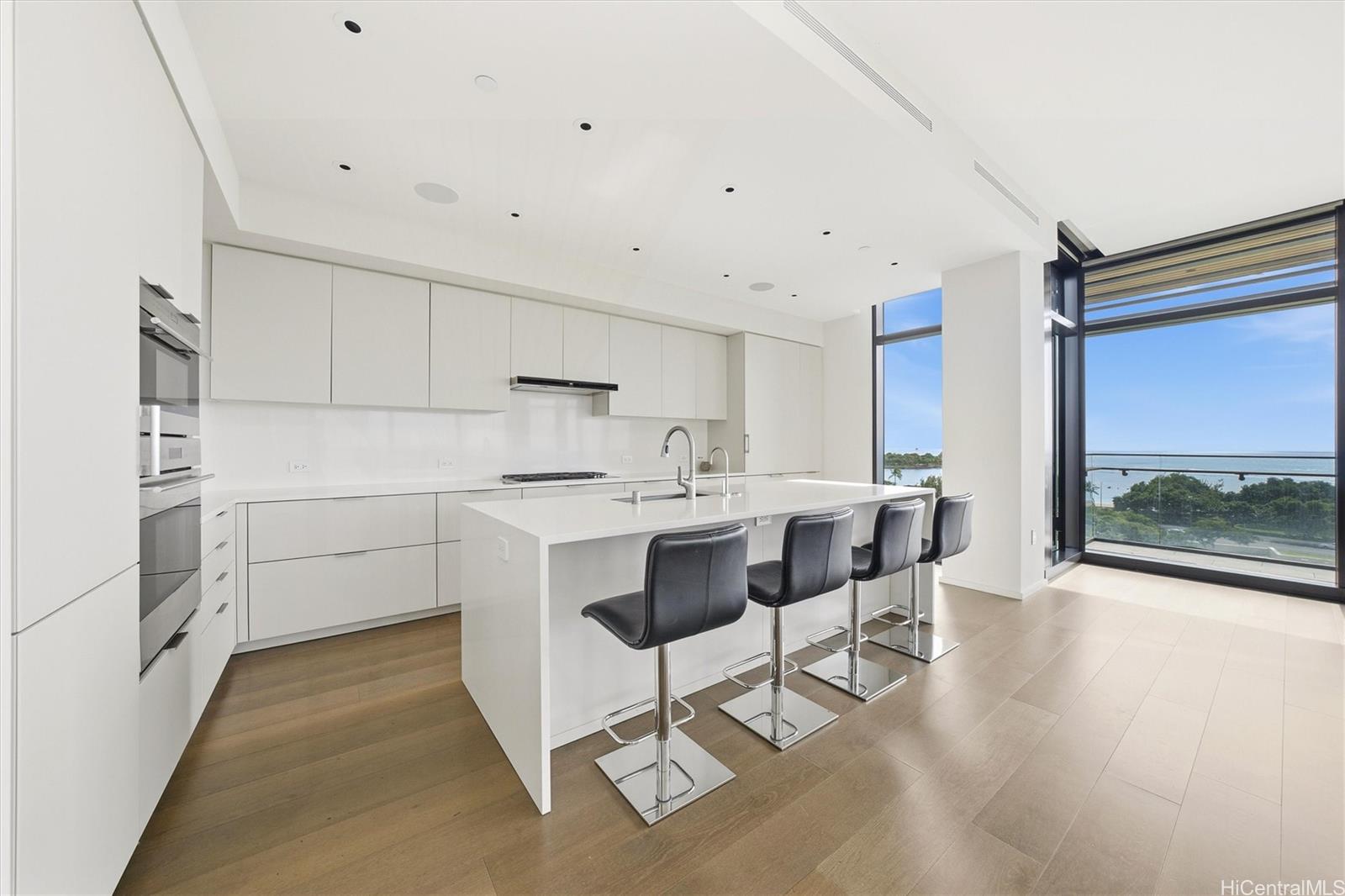 Park Lane condo # 2701, Honolulu, Hawaii - photo 9 of 25