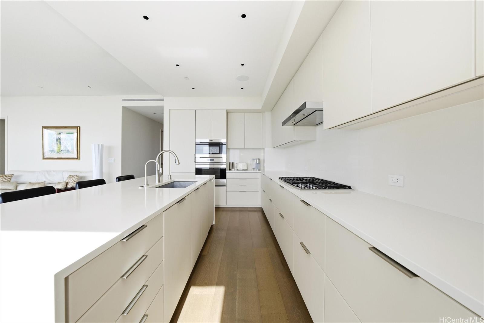 Park Lane condo # 2701, Honolulu, Hawaii - photo 10 of 25