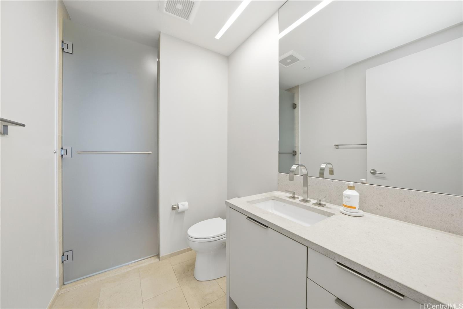 1388 Ala Moana Blvd Honolulu - Rental - photo 16 of 22