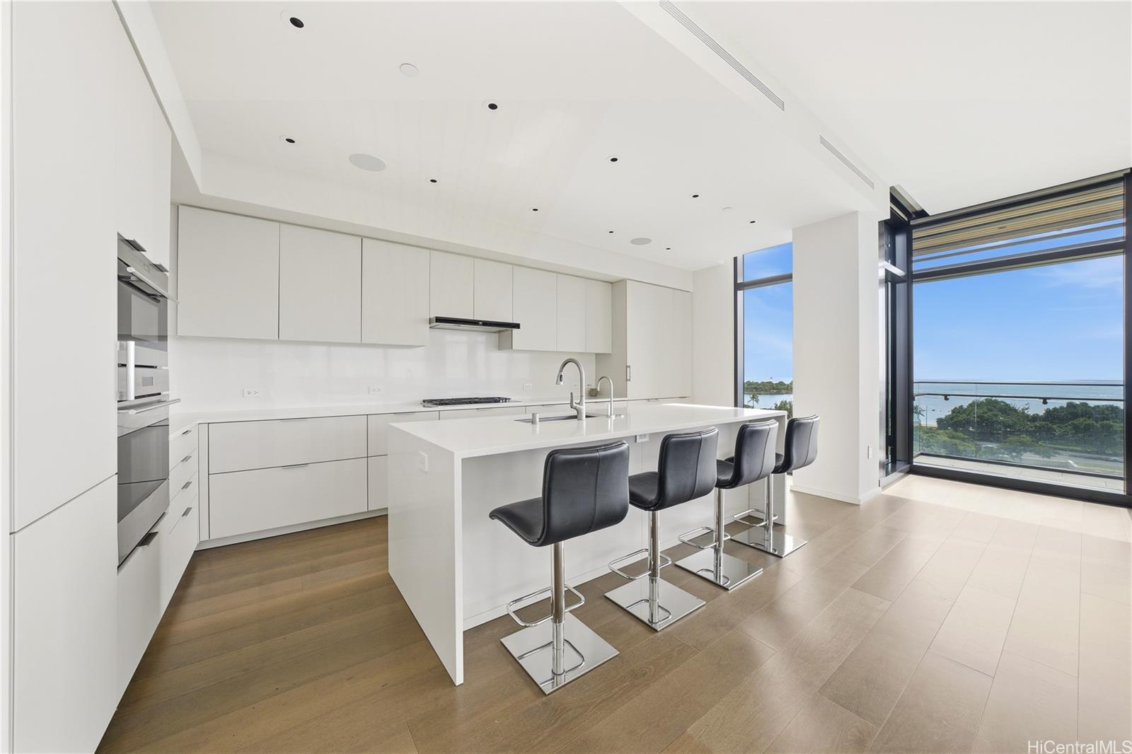 1388 Ala Moana Blvd Honolulu - Rental - photo 5 of 22