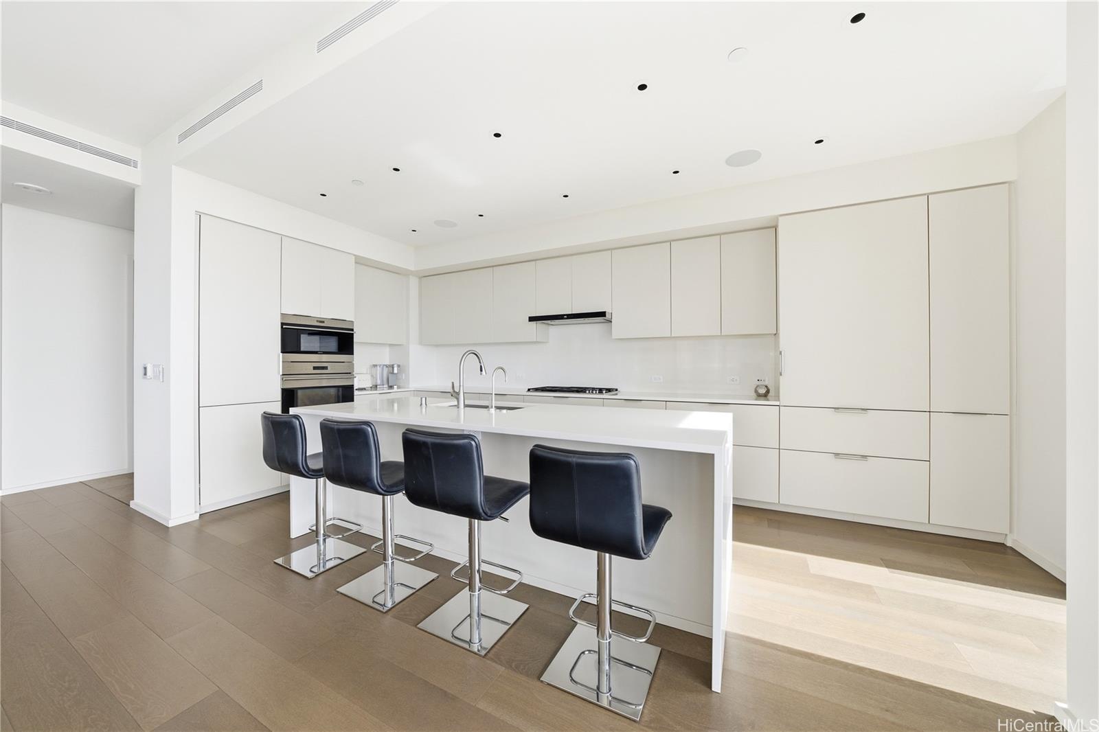 1388 Ala Moana Blvd Honolulu - Rental - photo 6 of 22