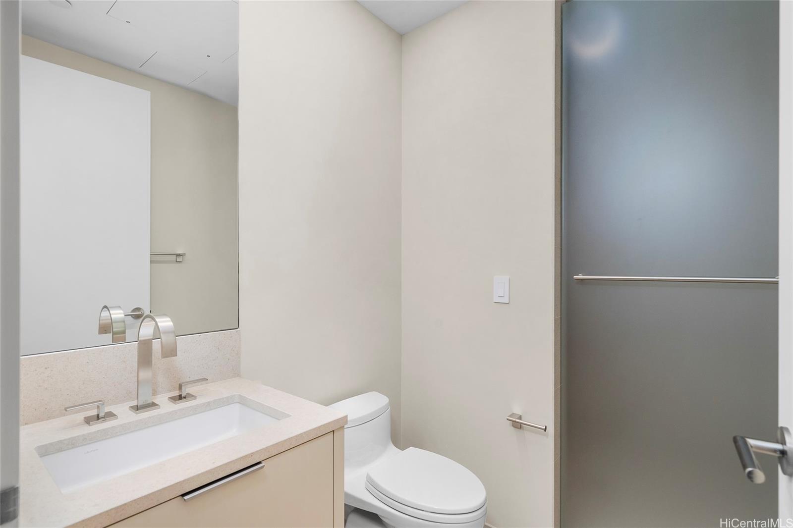 Park Lane condo # 5301, Honolulu, Hawaii - photo 12 of 25