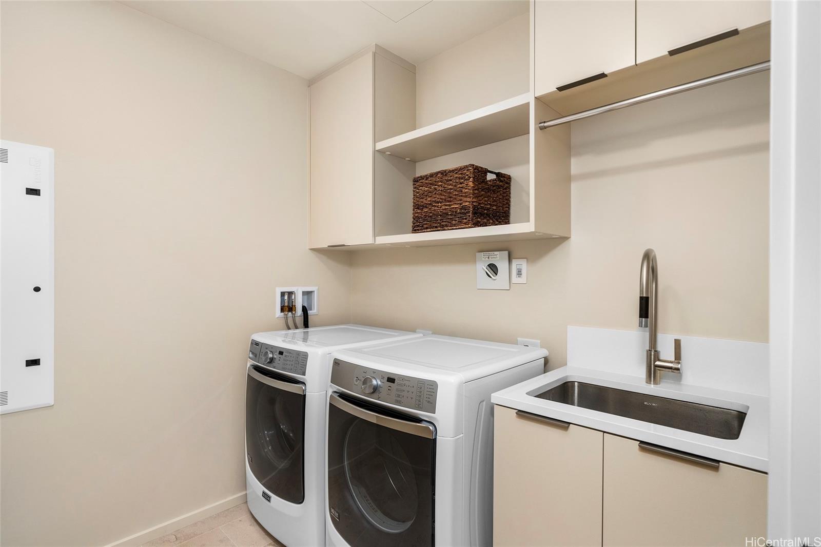 Park Lane condo # 5301, Honolulu, Hawaii - photo 13 of 25