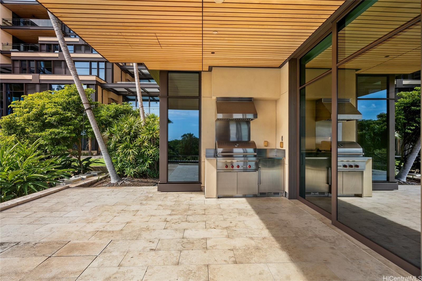 Park Lane condo # 5301, Honolulu, Hawaii - photo 15 of 25