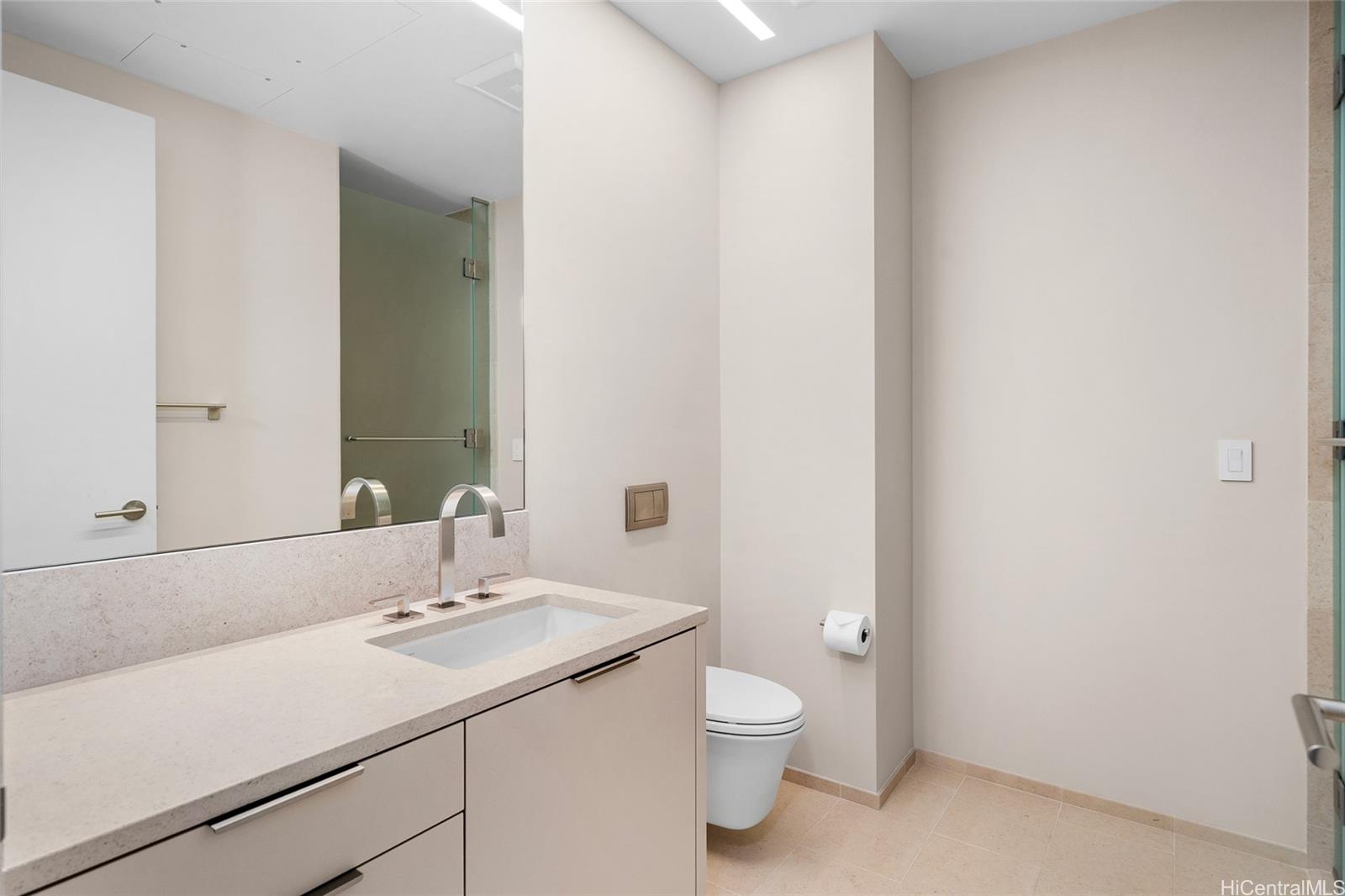 Park Lane condo # 5301, Honolulu, Hawaii - photo 9 of 25