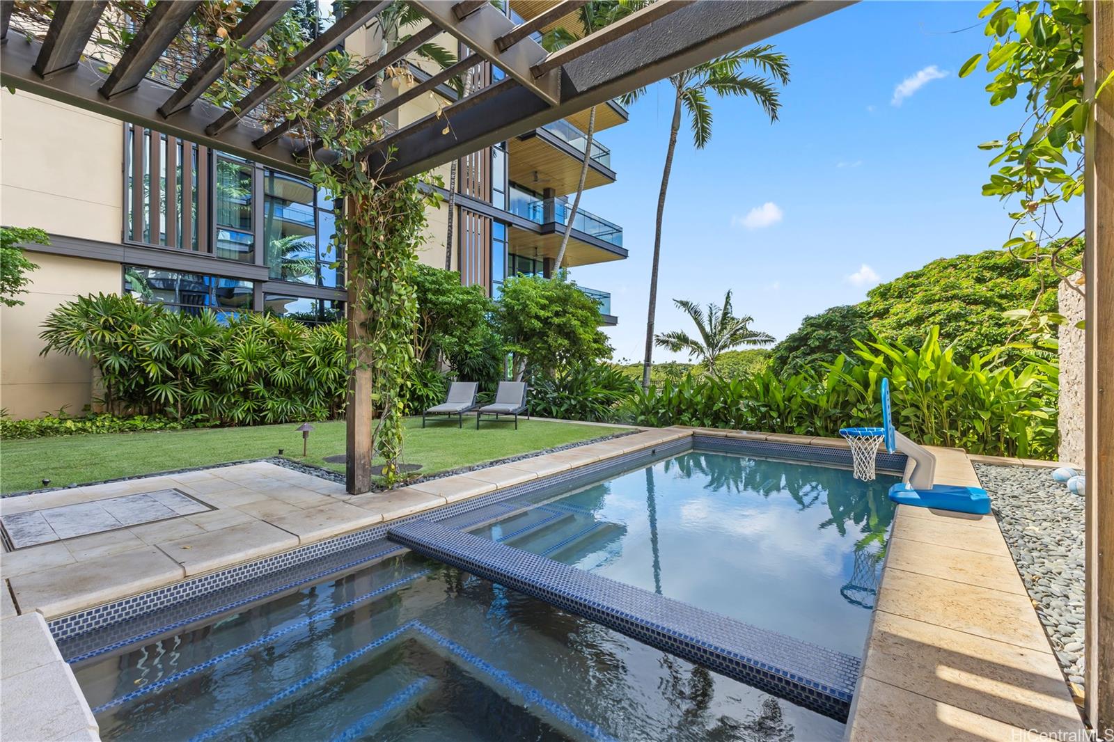 1388 Ala Moana Blvd Honolulu - Rental - photo 23 of 25