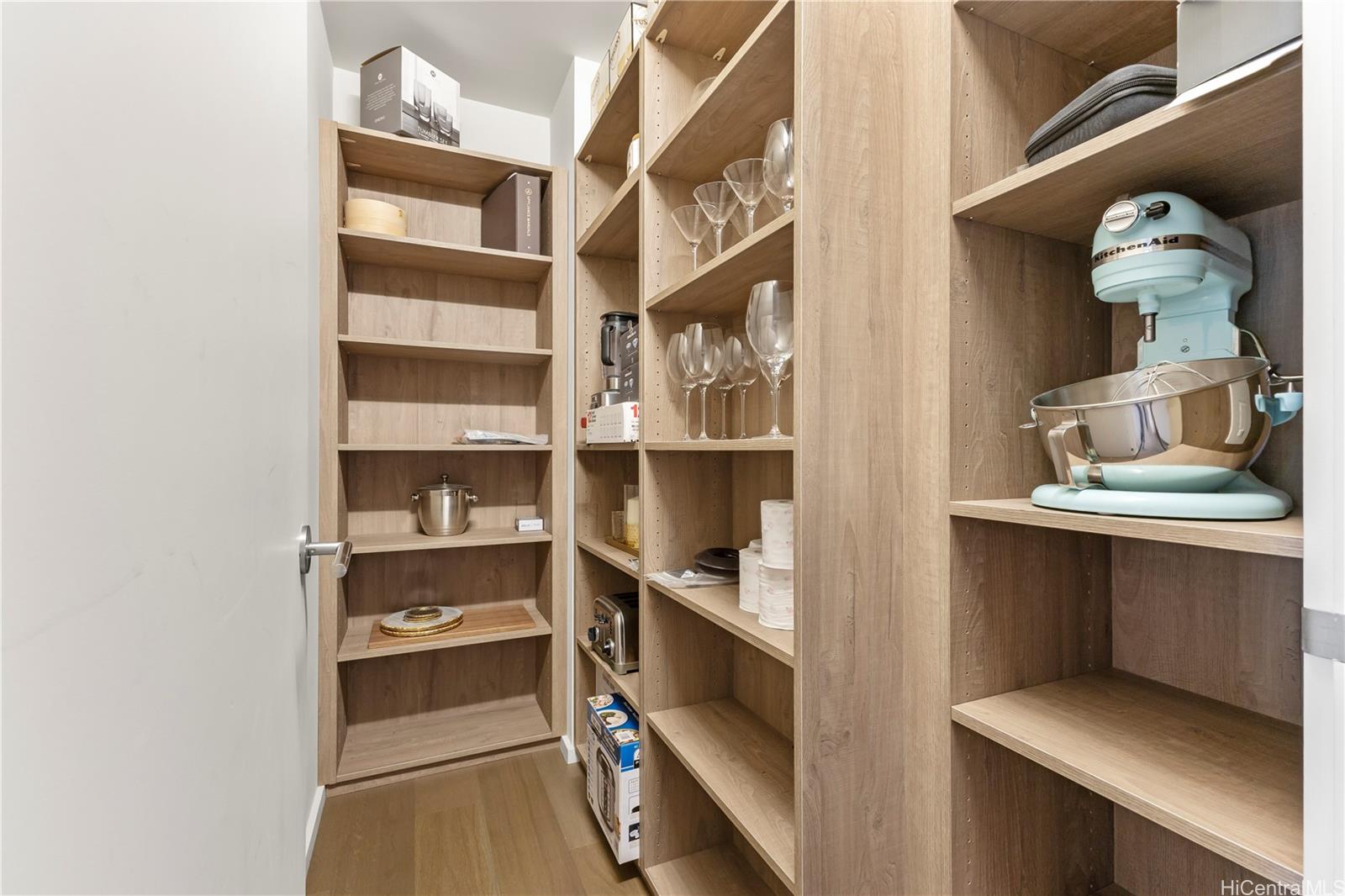 1388 Ala Moana Blvd Honolulu - Rental - photo 6 of 25