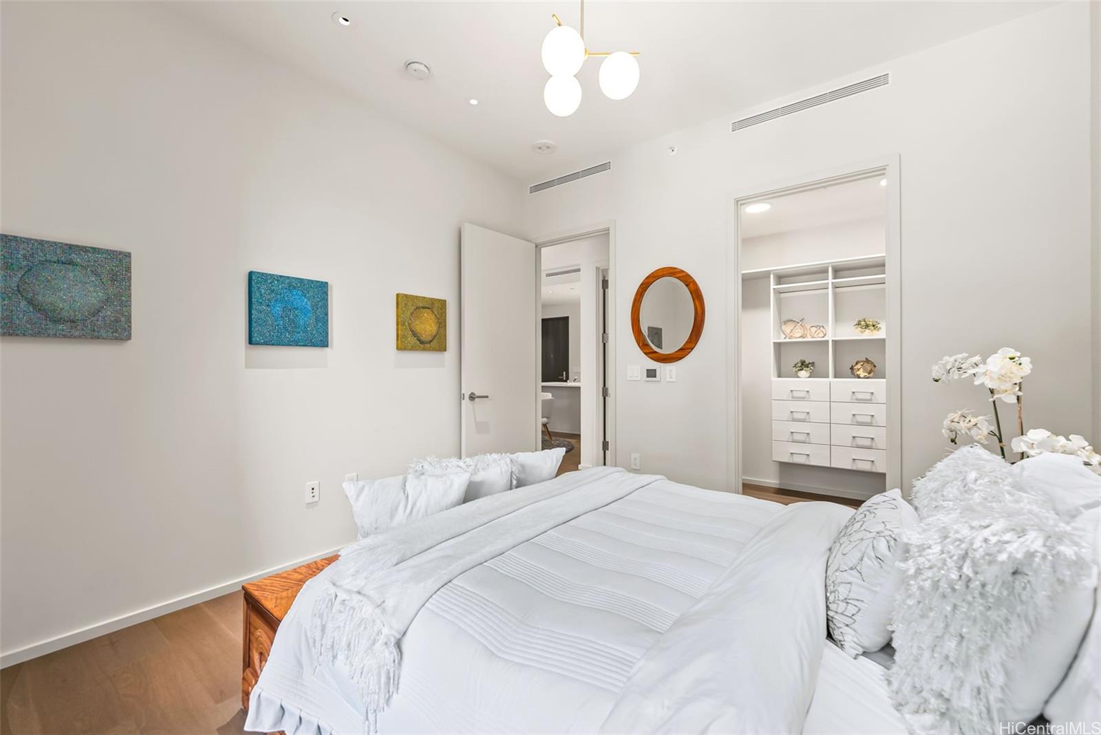 Park Lane condo # 5603, Honolulu, Hawaii - photo 15 of 25