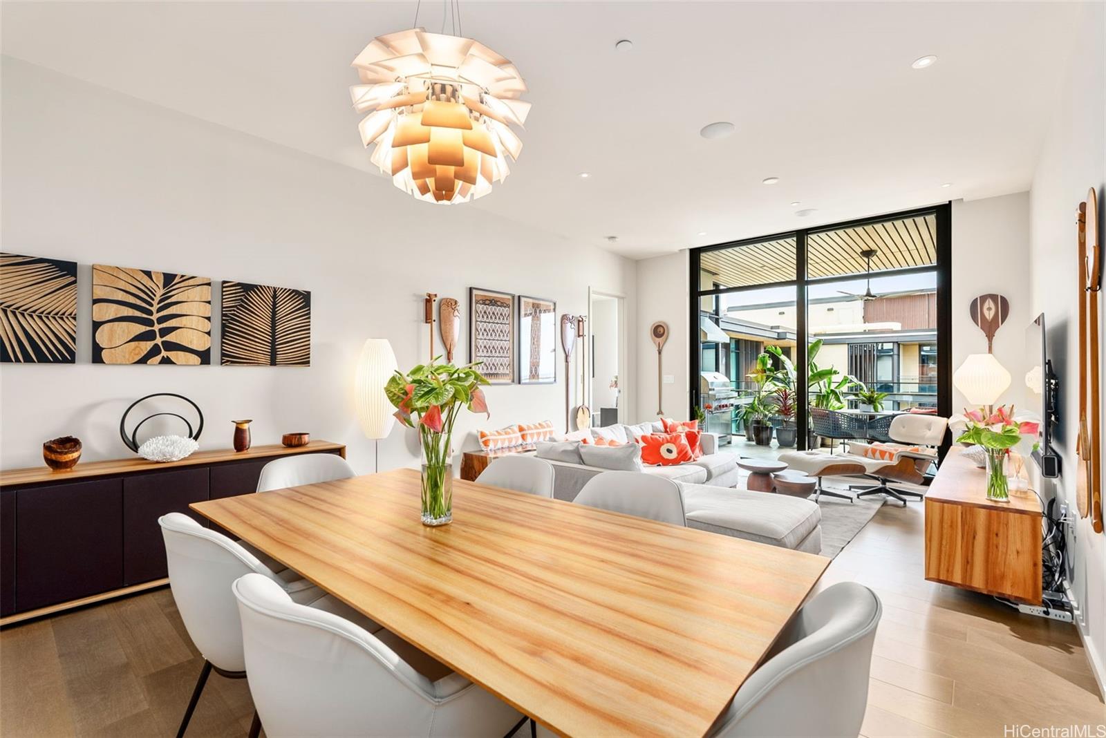 Park Lane condo # 5802, Honolulu, Hawaii - photo 3 of 25