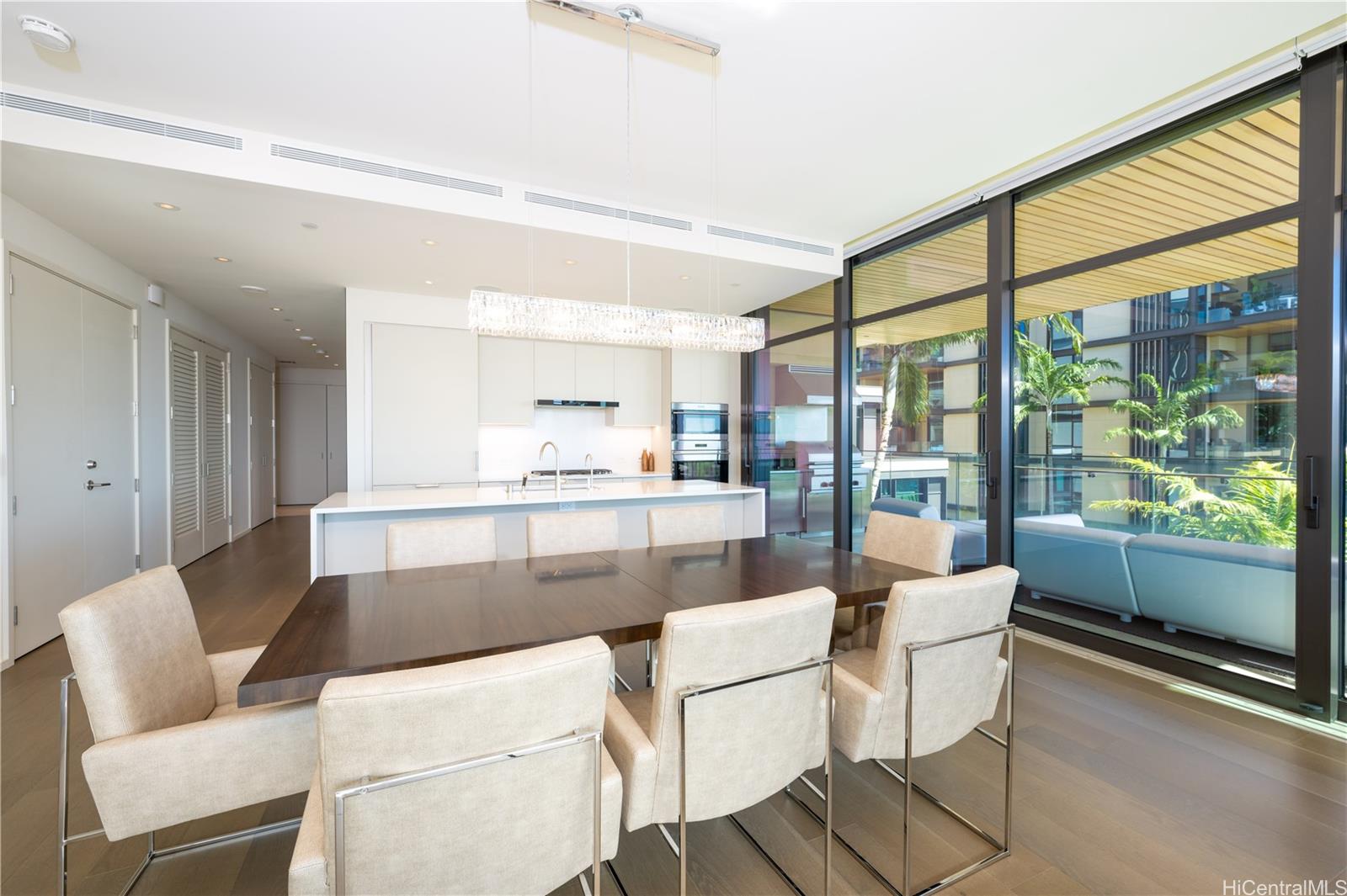 Park Lane condo # 6500, Honolulu, Hawaii - photo 2 of 24