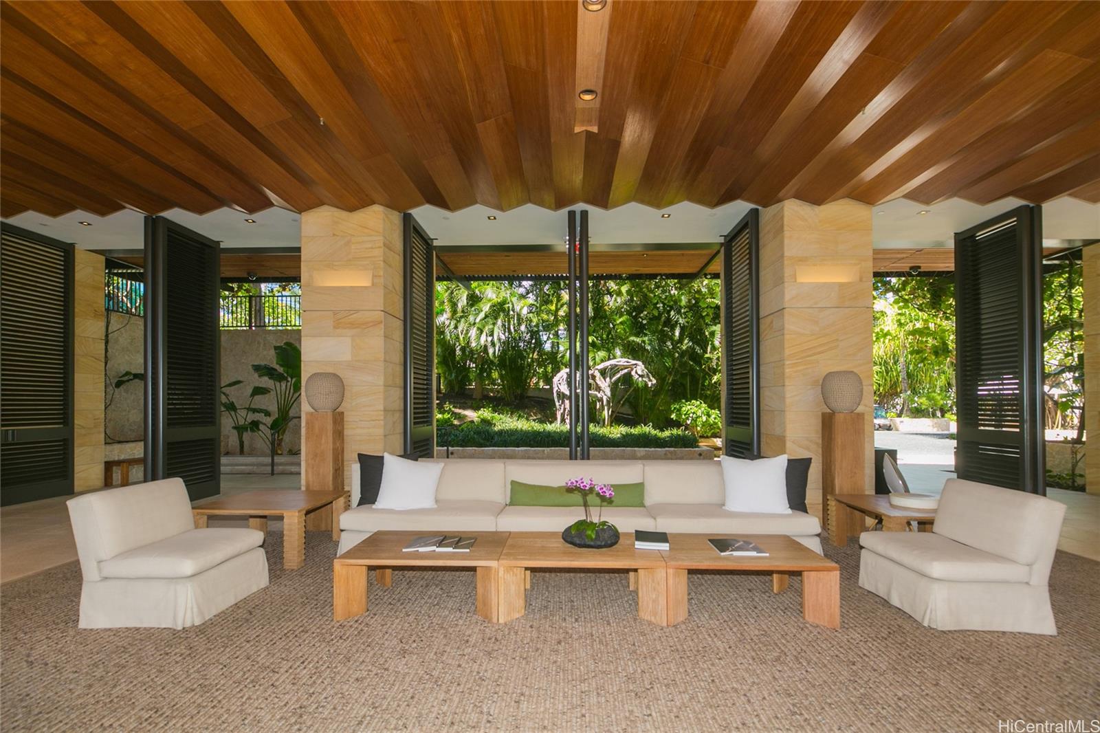 Park Lane condo # 6703, Honolulu, Hawaii - photo 15 of 17