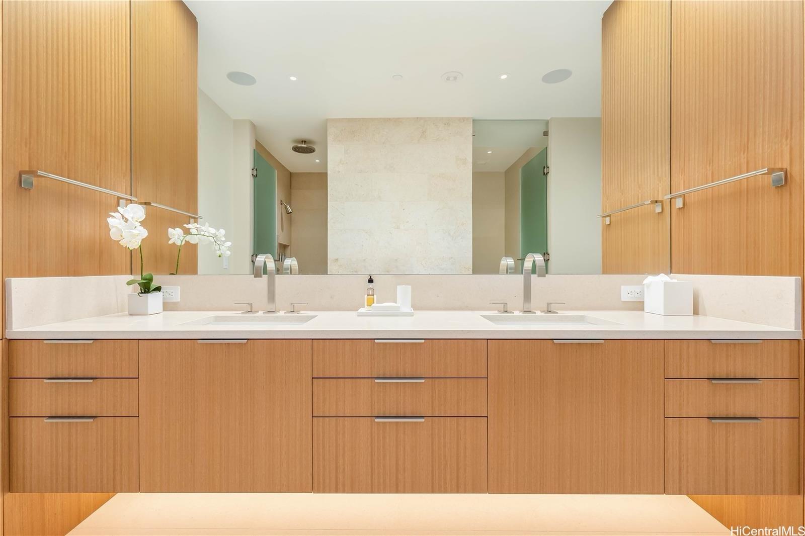 Park Lane condo # 7703, Honolulu, Hawaii - photo 16 of 25