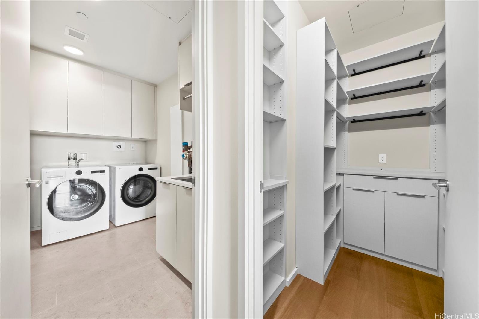 Park Lane condo # 8404, Honolulu, Hawaii - photo 7 of 20