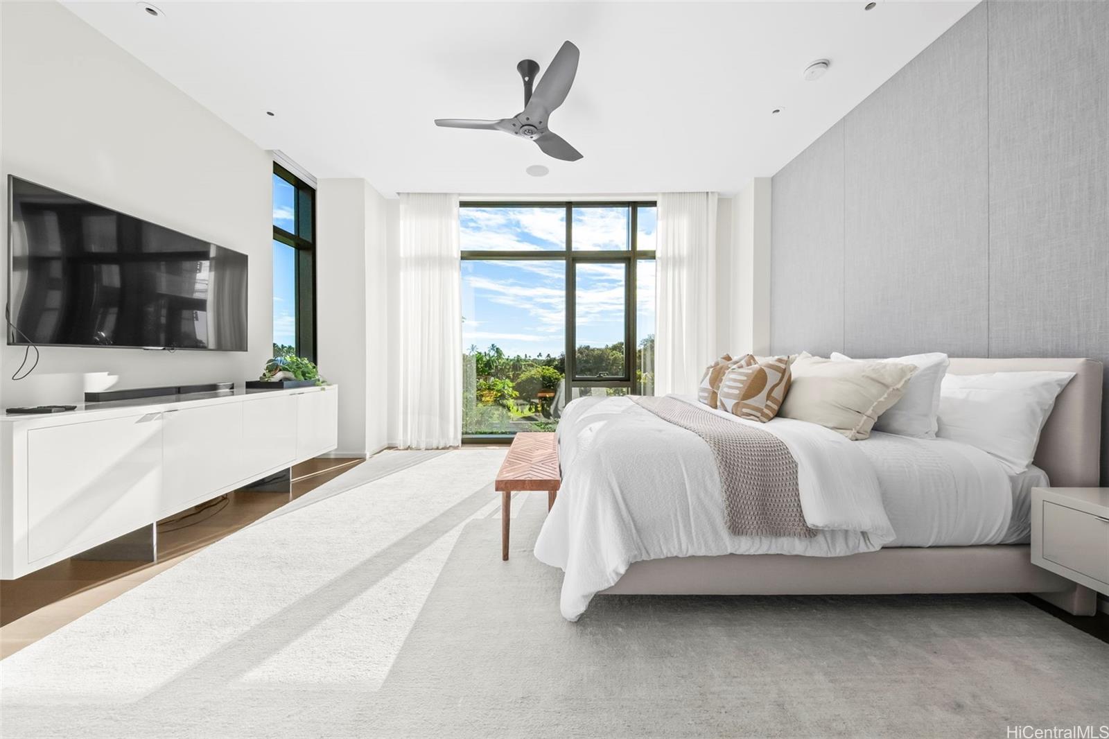 Park Lane condo # 8404, Honolulu, Hawaii - photo 8 of 20